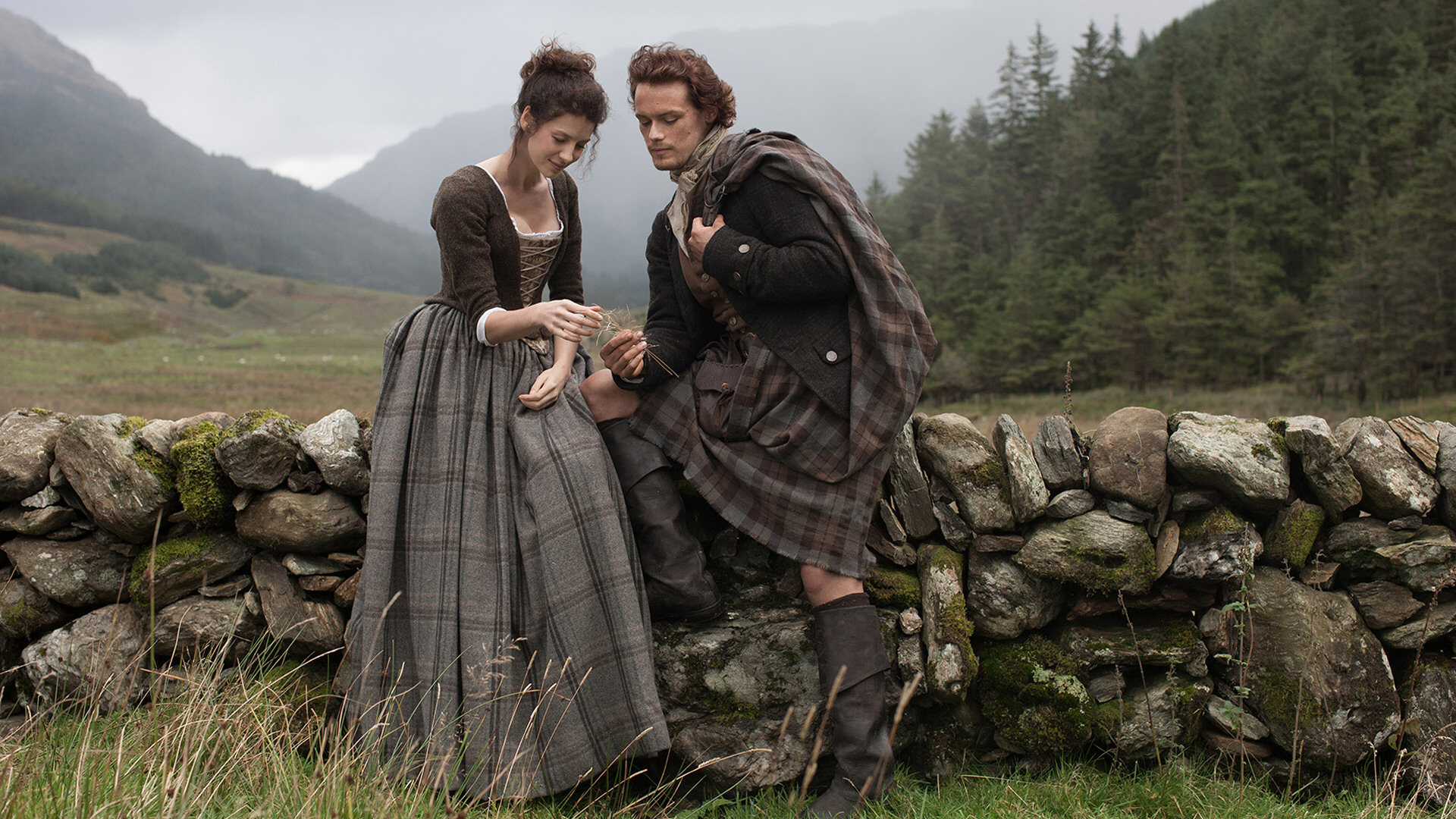 Følg James og Claire Fraser i Outlander.jpg